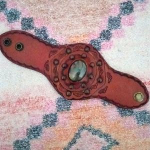 Three birds nest cuff bracelet